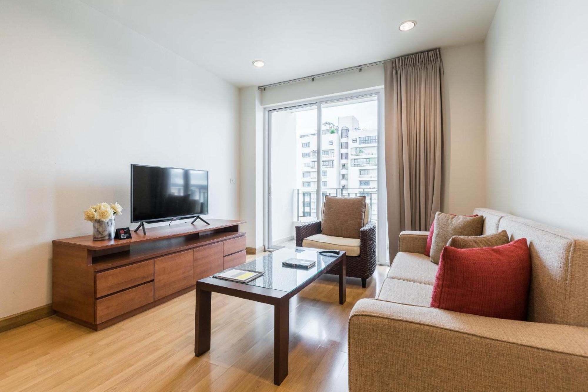 Aparthotel Patio Bts Sanam Pao Bangkok