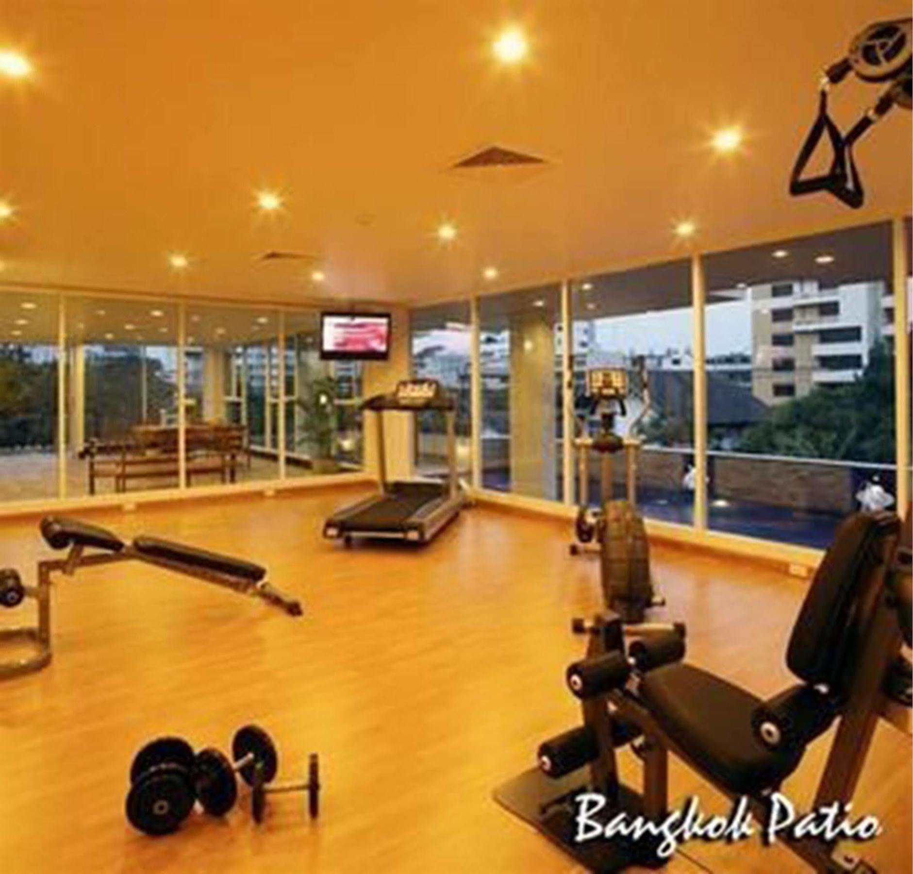 Patio Bts Sanam Pao Aparthotel