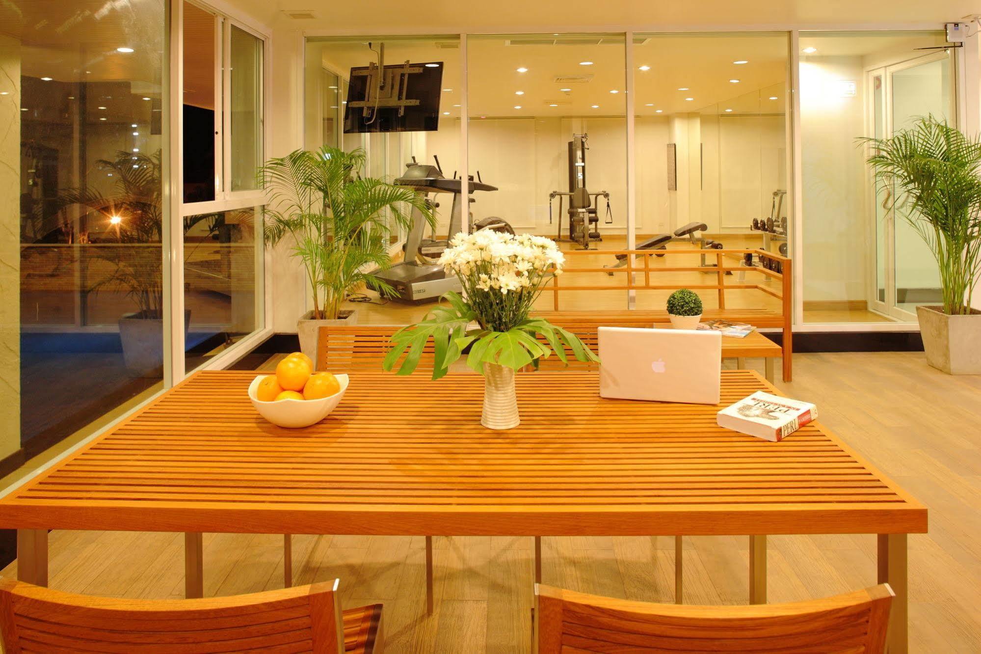 Aparthotel Patio Bts Sanam Pao 4*